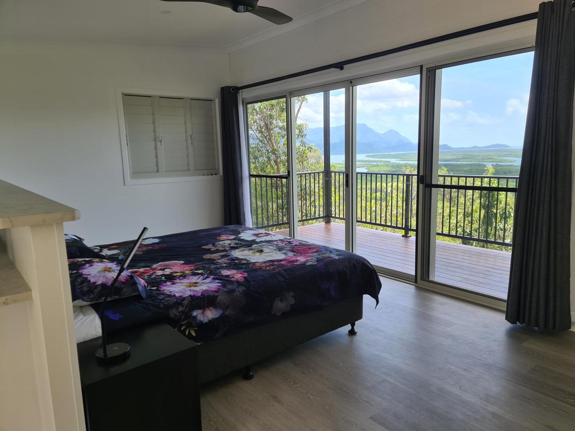 Aparthotel Vista Hinchinbrook Cardwell Exteriér fotografie