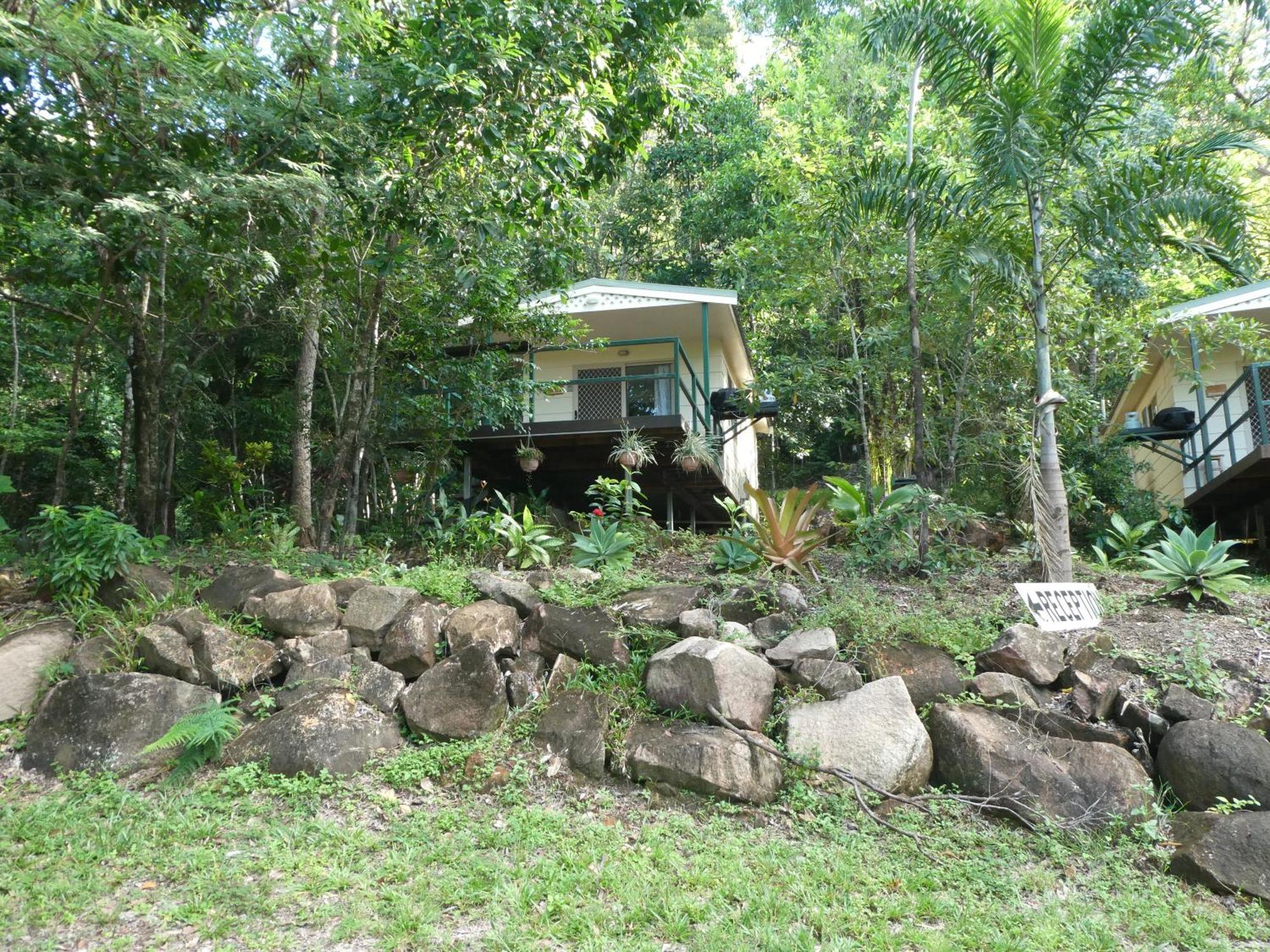 Aparthotel Vista Hinchinbrook Cardwell Exteriér fotografie